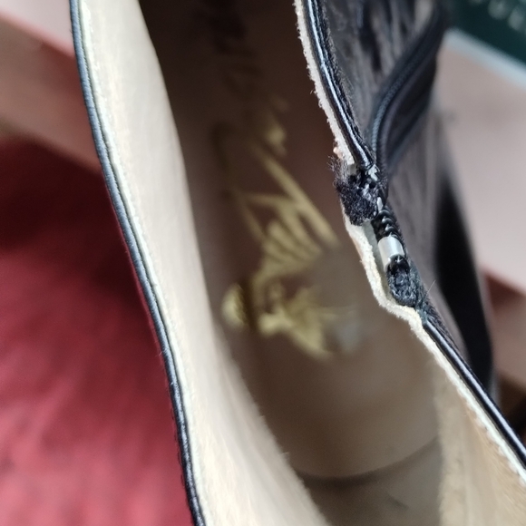 Black Leather Boots Size 10 Desire Strap Stiletto Boots EUC - Picture 5 of 16